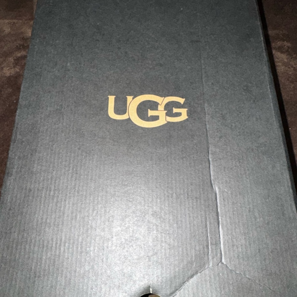 UGG Men's Skyview Brown Suede Chelsea Boots - Picture 7 of 7